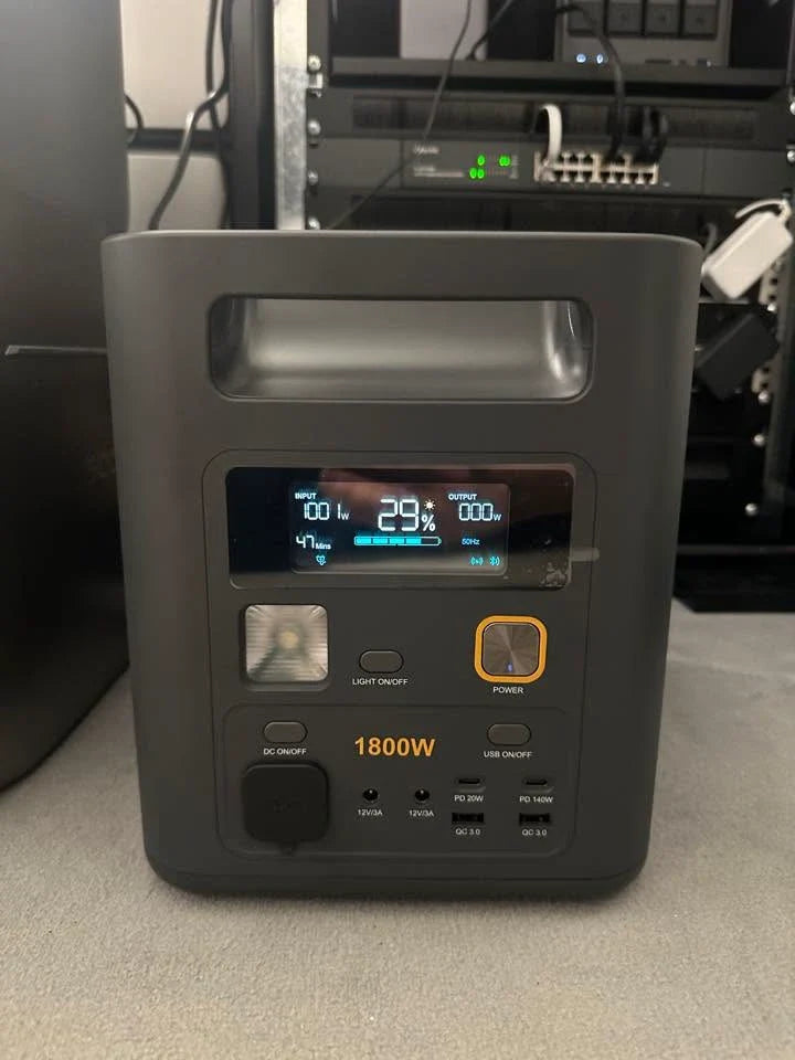 A Nomad 1800 Pro supports household power with flexible charging from solar panels or a dynamic electricity tariff.